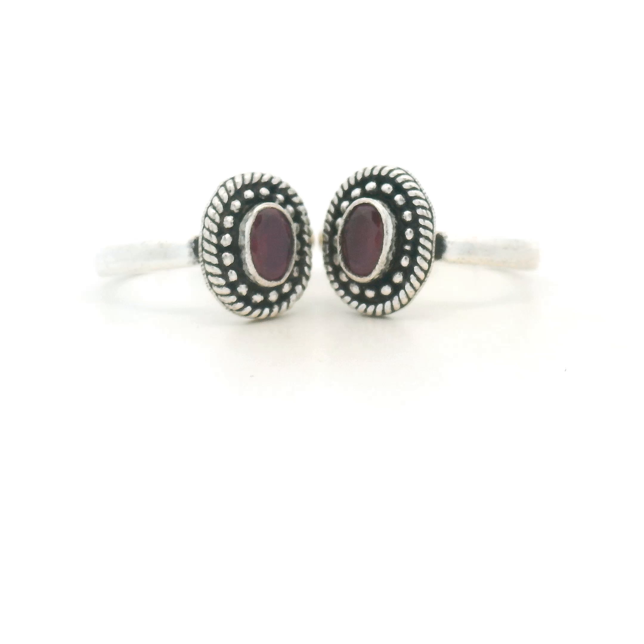 Silver Toe Ring with Purple Gemstone