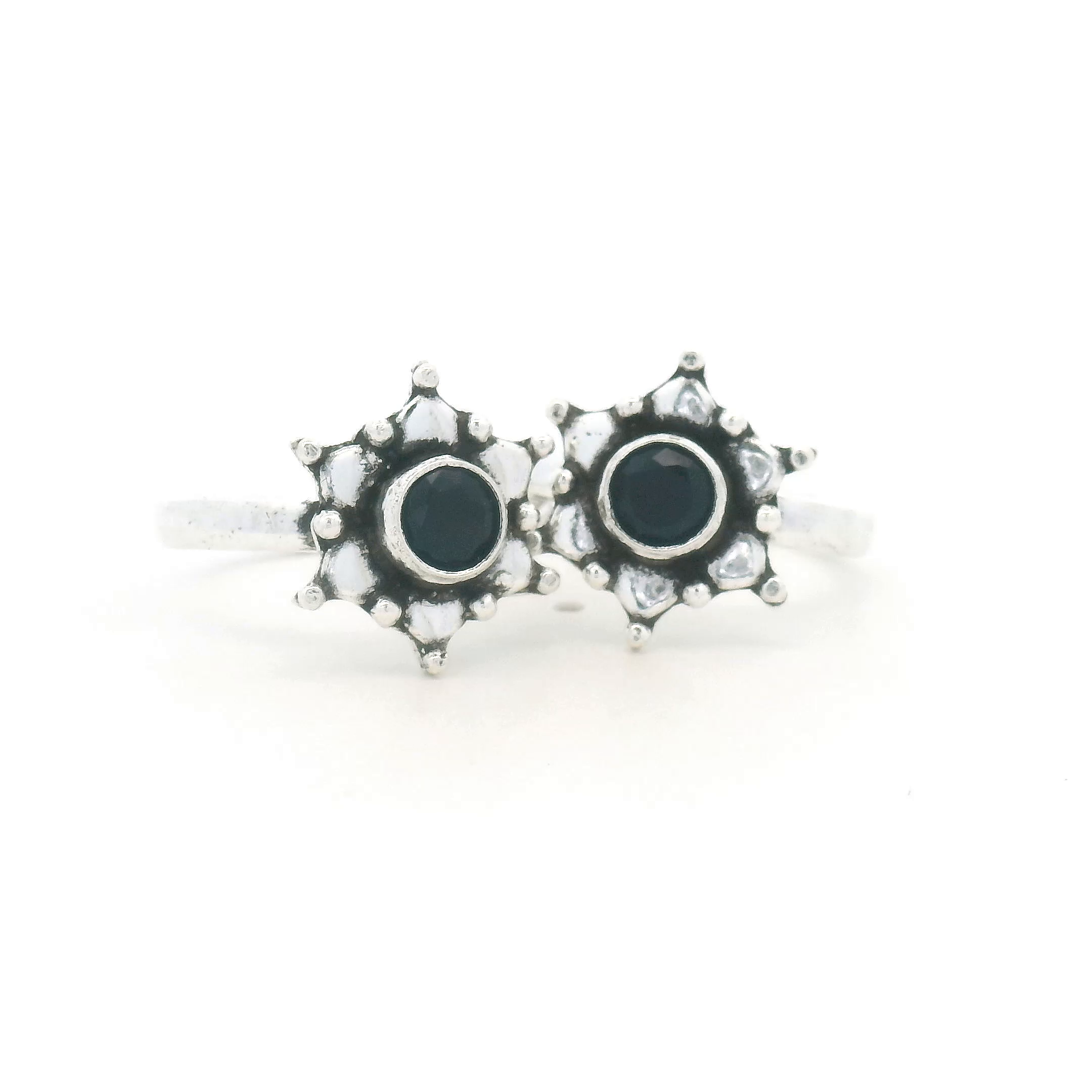 Elegant Silver Dual Stone Toe Ring