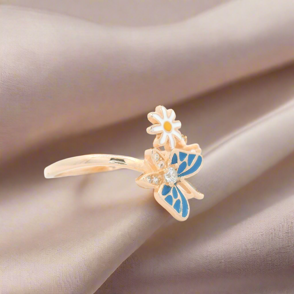 Charming Butterfly and Daisy Ring