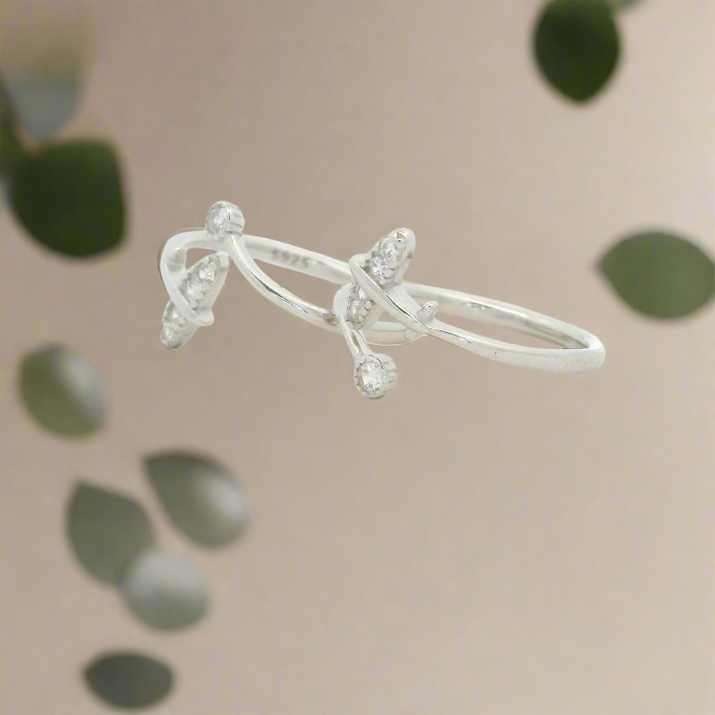 Aeroplane Silver Toe Ring with Diamonds