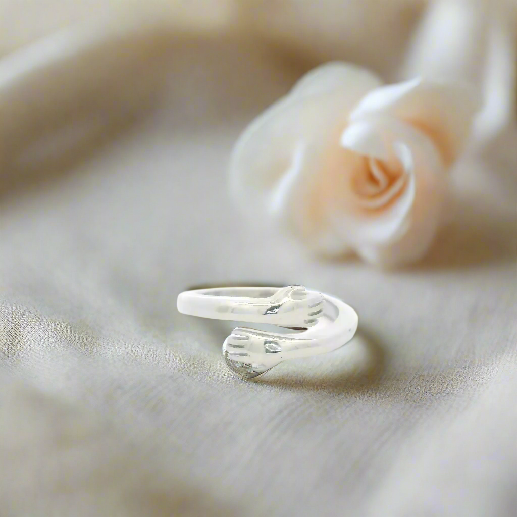 Silver Hand Ring with Unique Gift Type