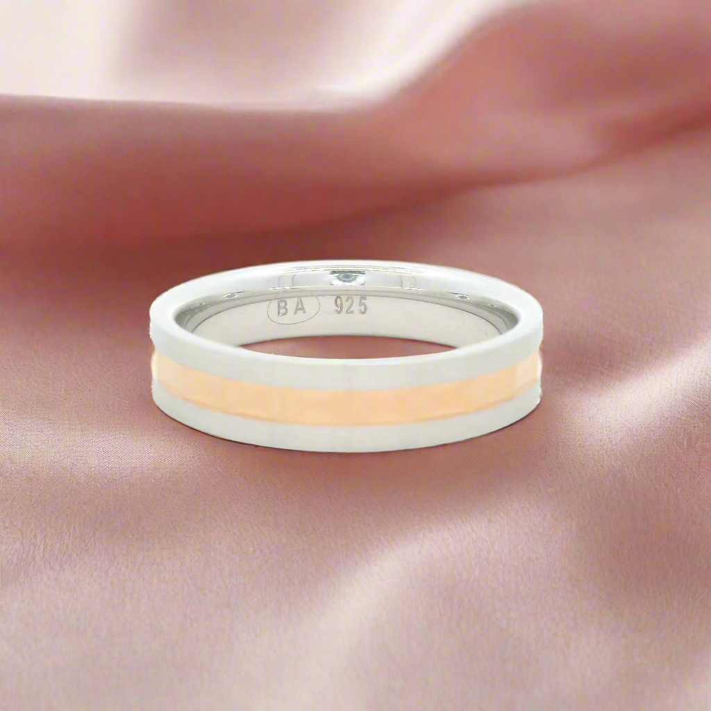 Elegant Two-Tone Wedding Band for Men