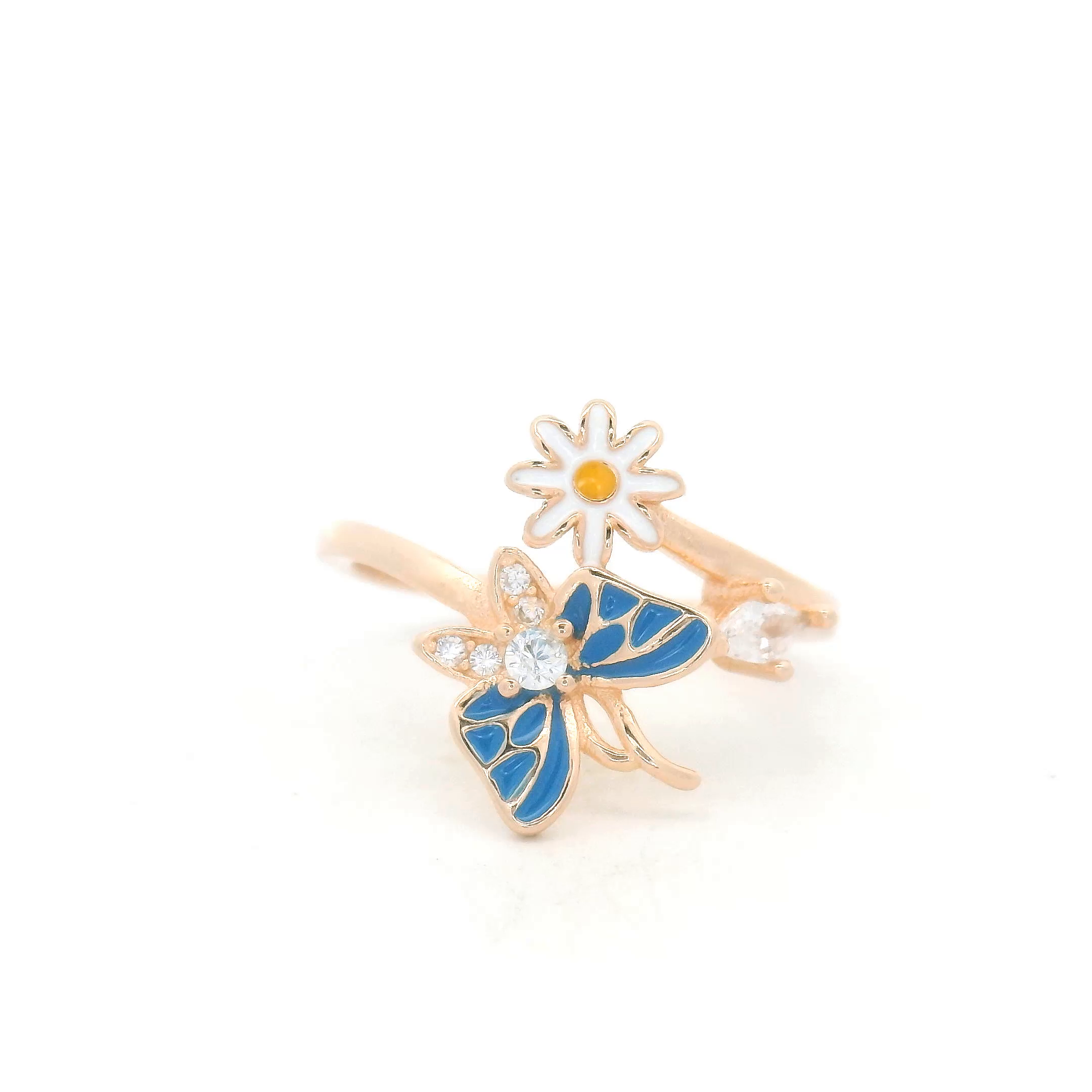 Charming Butterfly and Daisy Ring