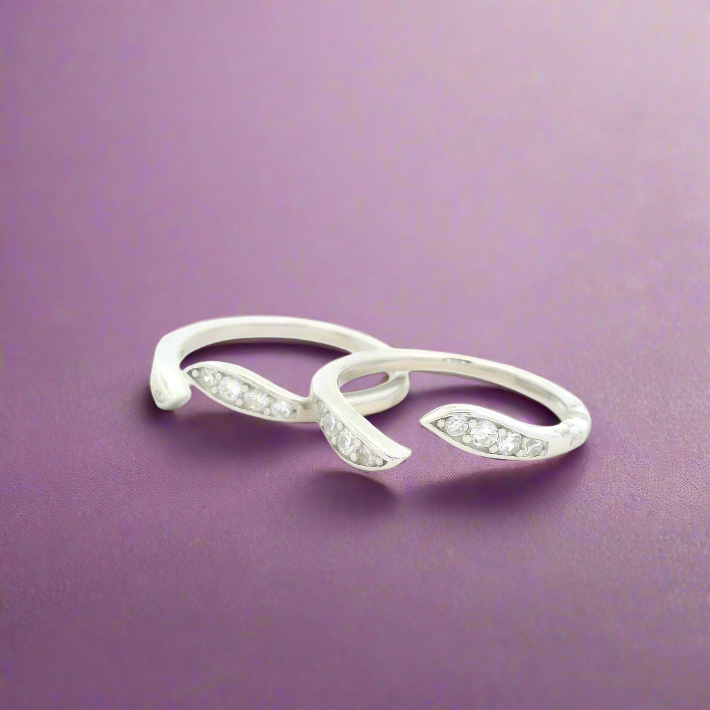 Casual Silver Toe Rings with Diamonds