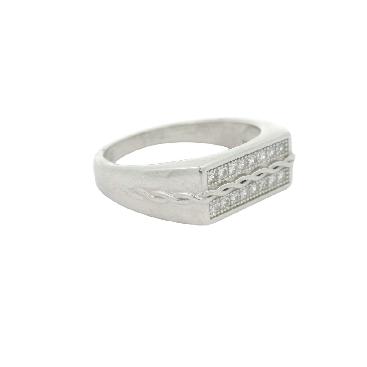 Elegant Silver Ring with Diamond Accents