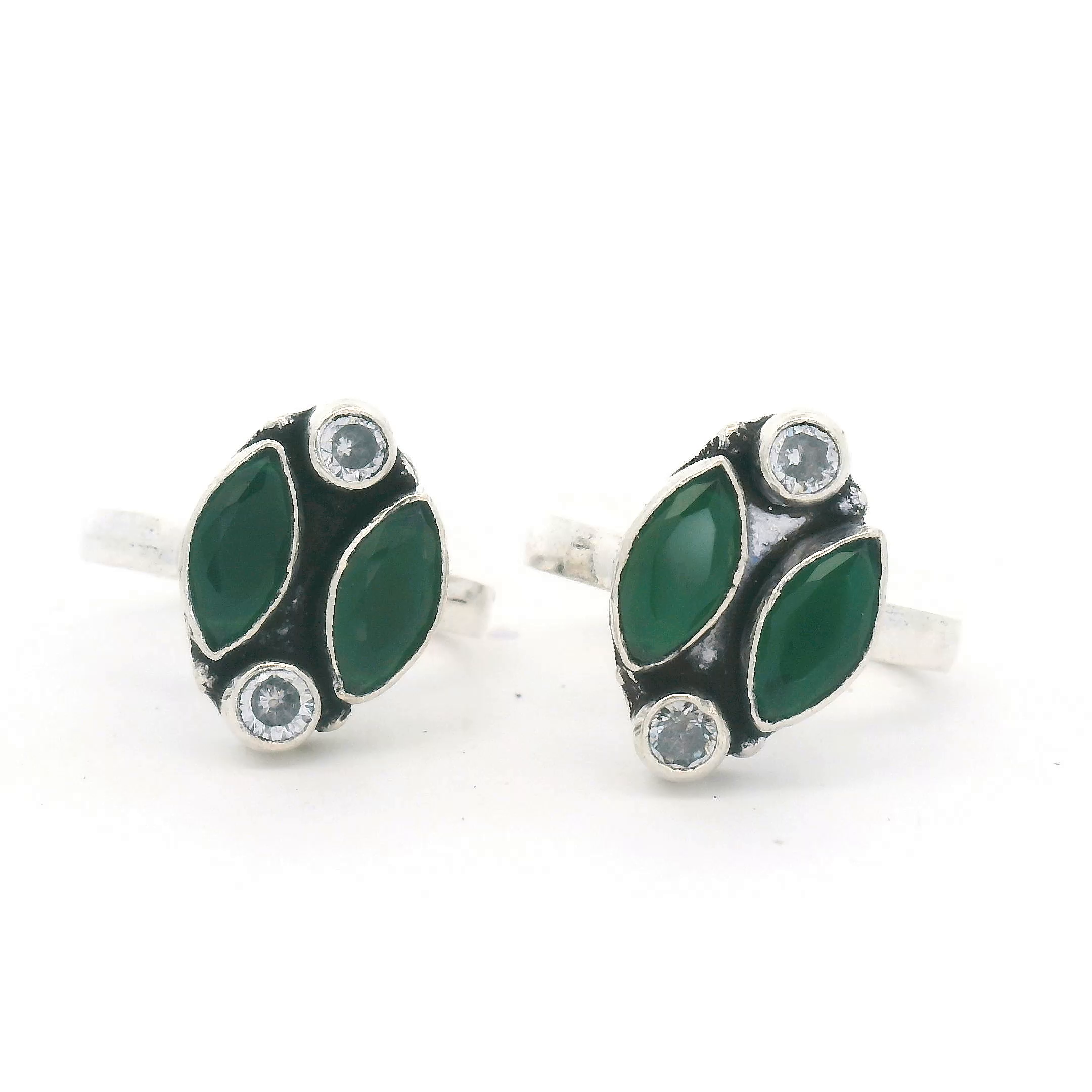 Bloom Green Stone Toe Rings