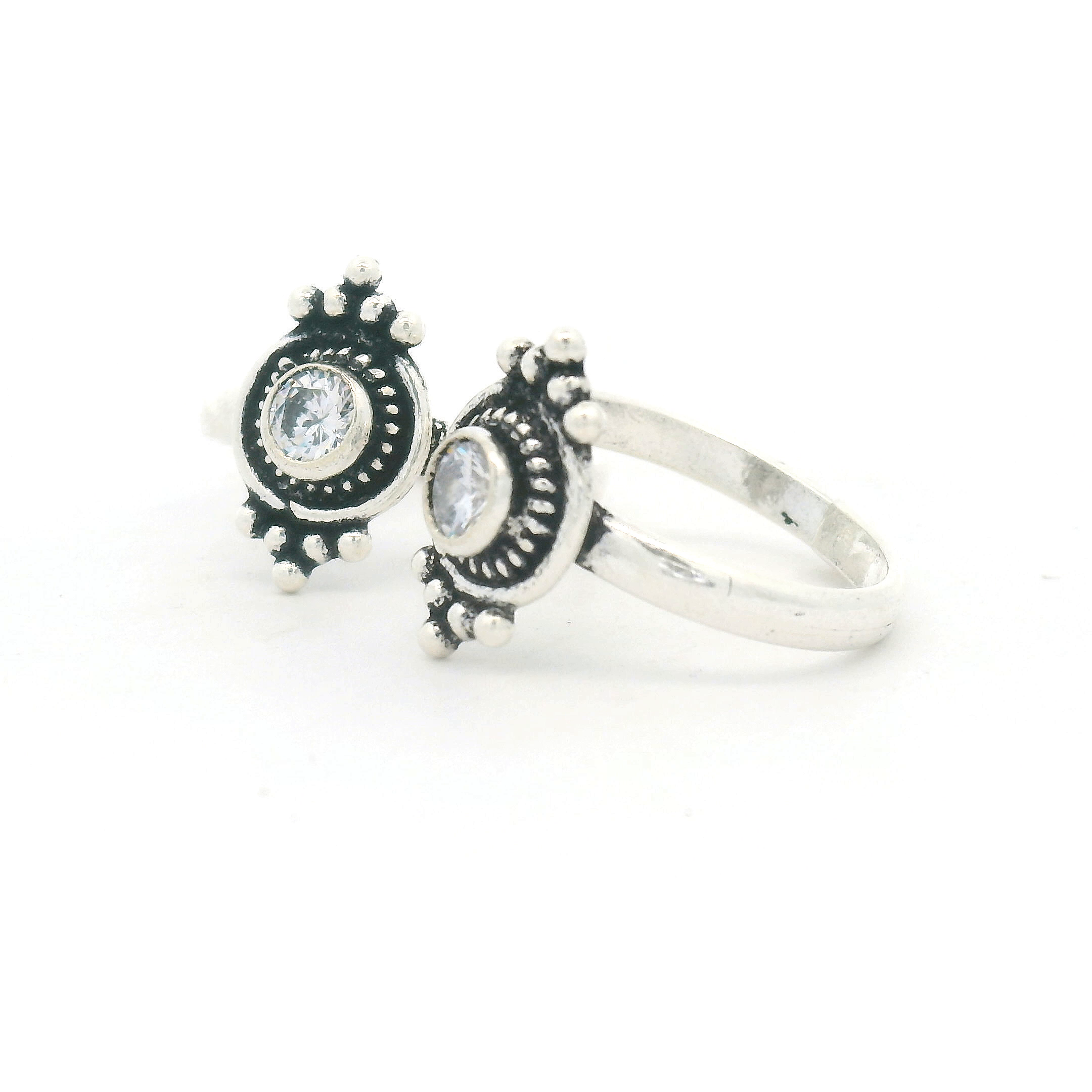 Silver Toerings with Gemstone