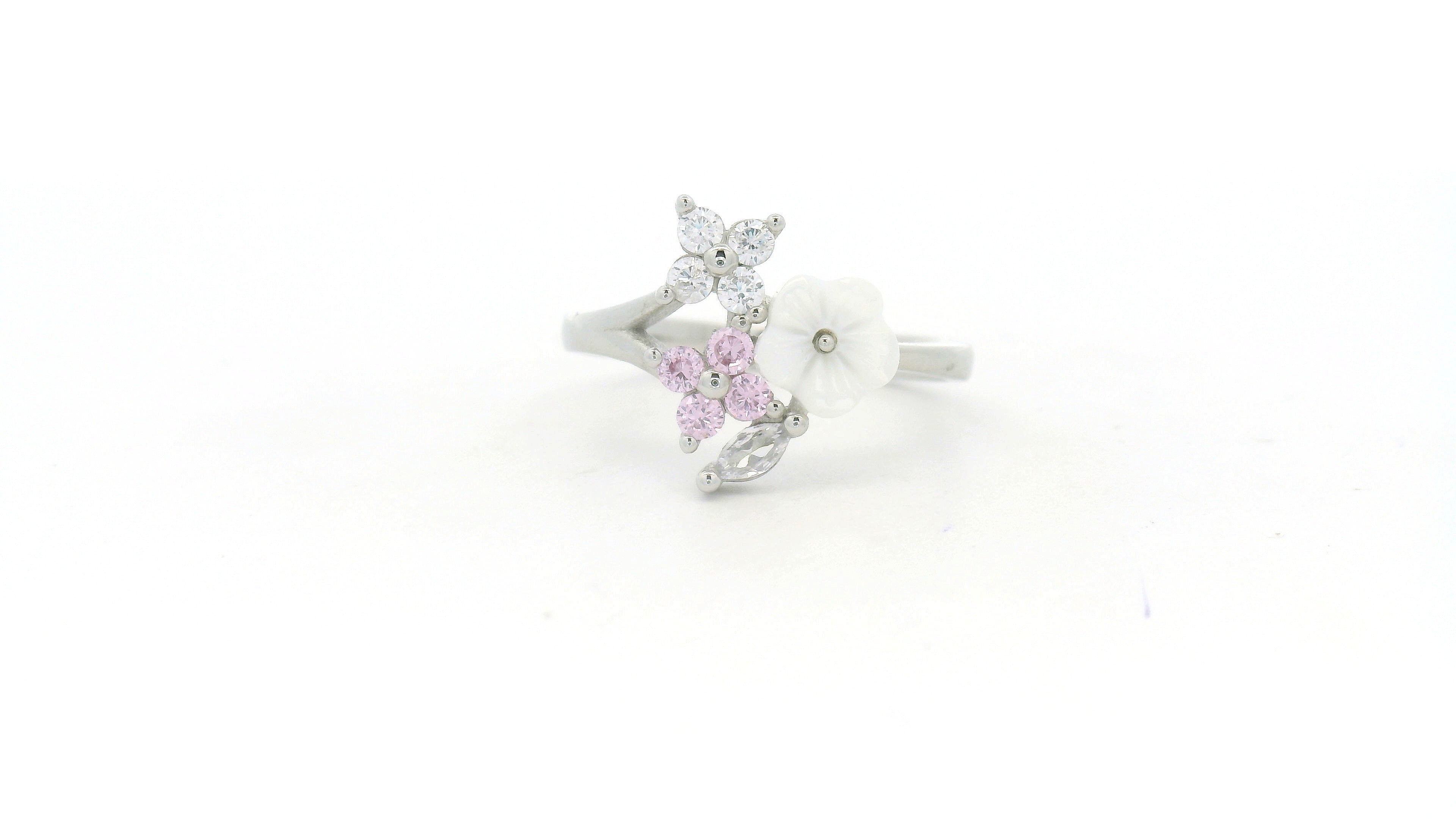 Dual Floral Design Ring