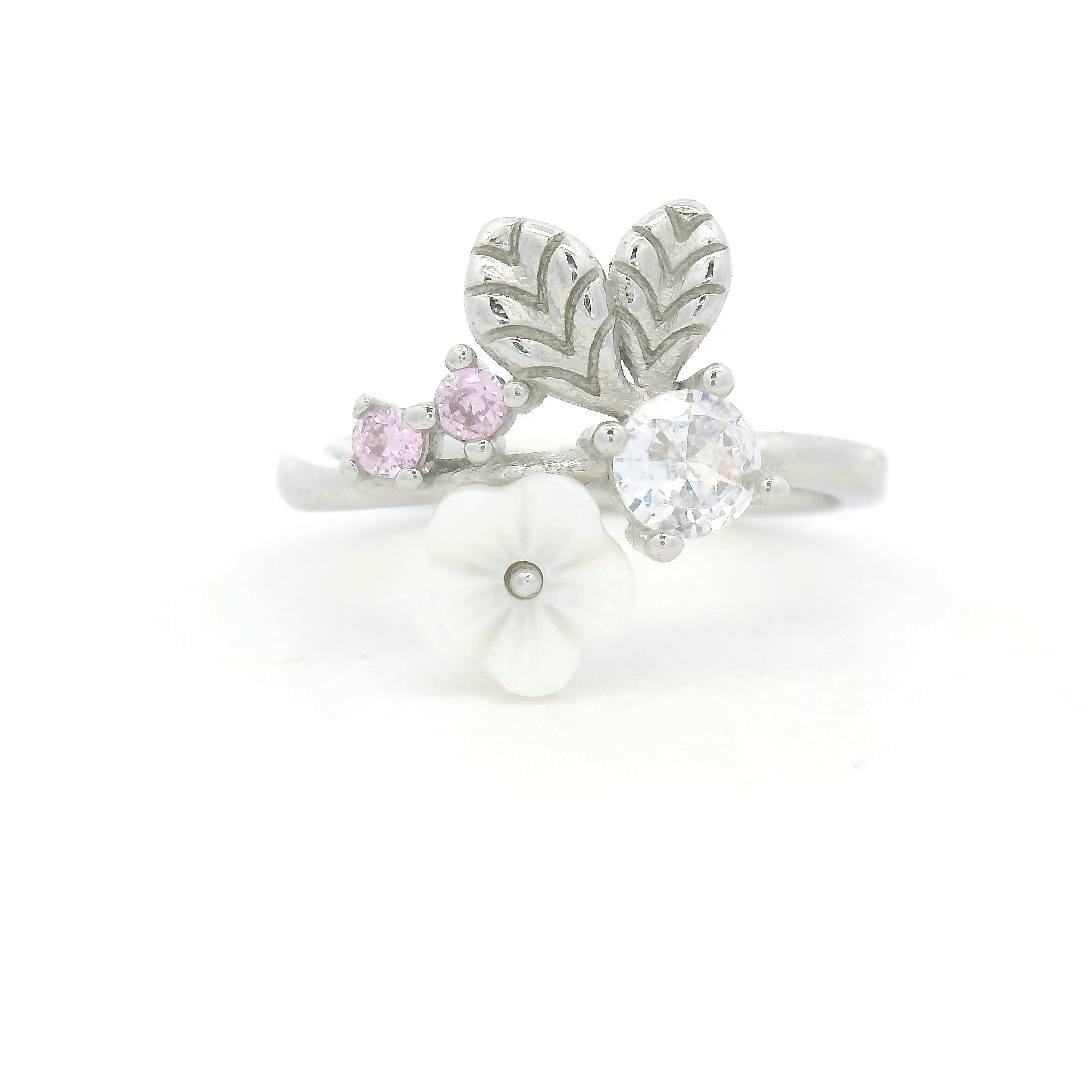 Beautiful Floral Design Ring for Silver
