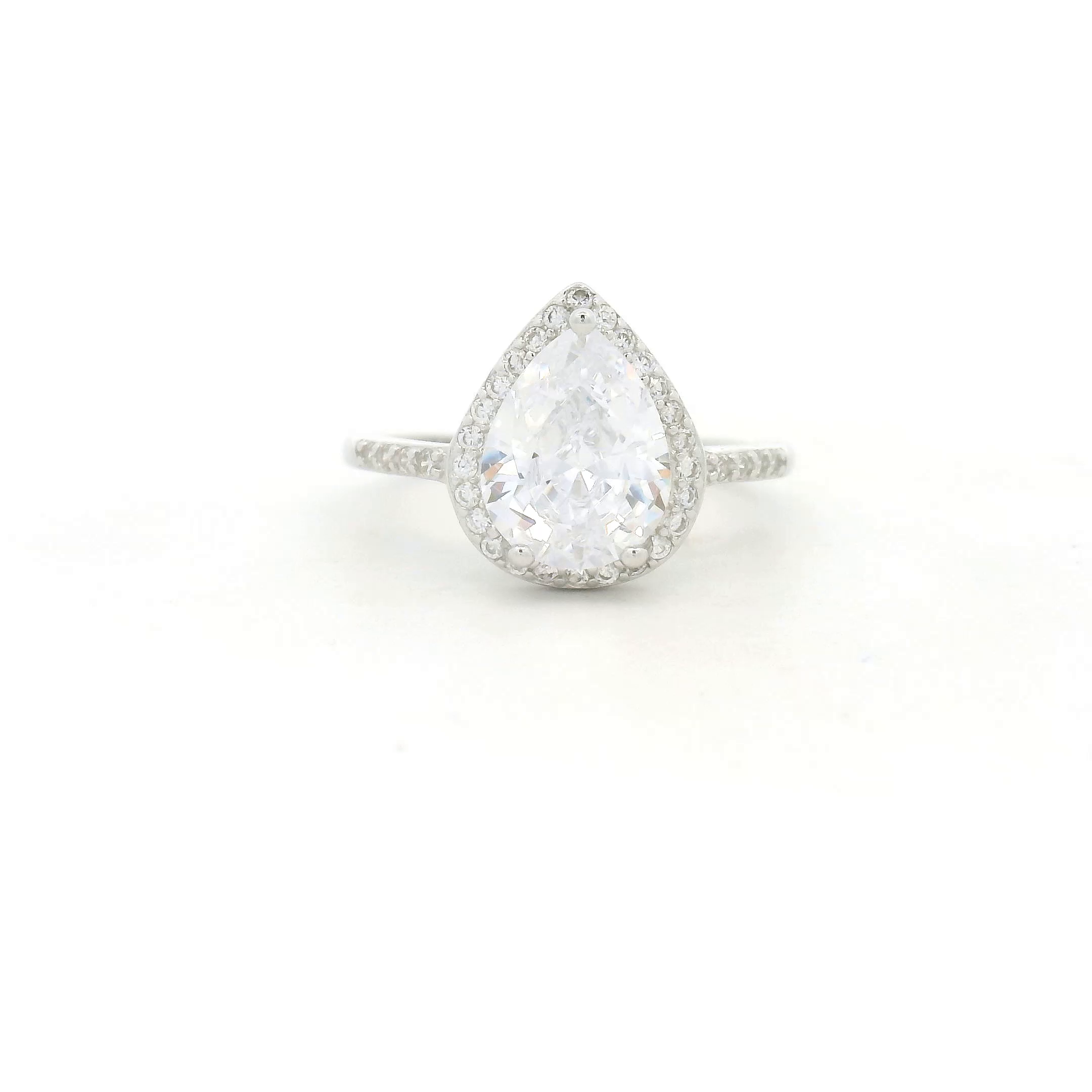 Pear-Shaped Diamond Ring