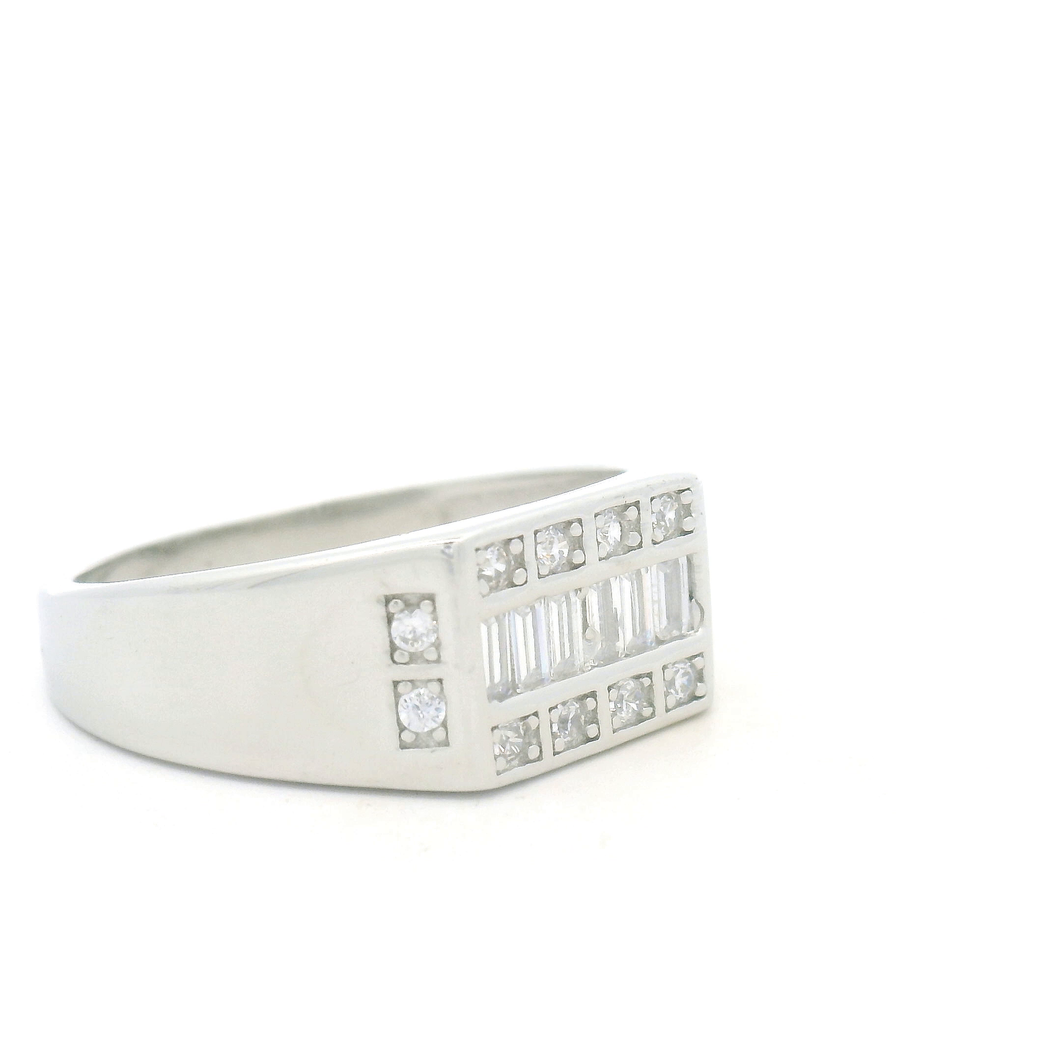 Mens Diamond-Studded Ring