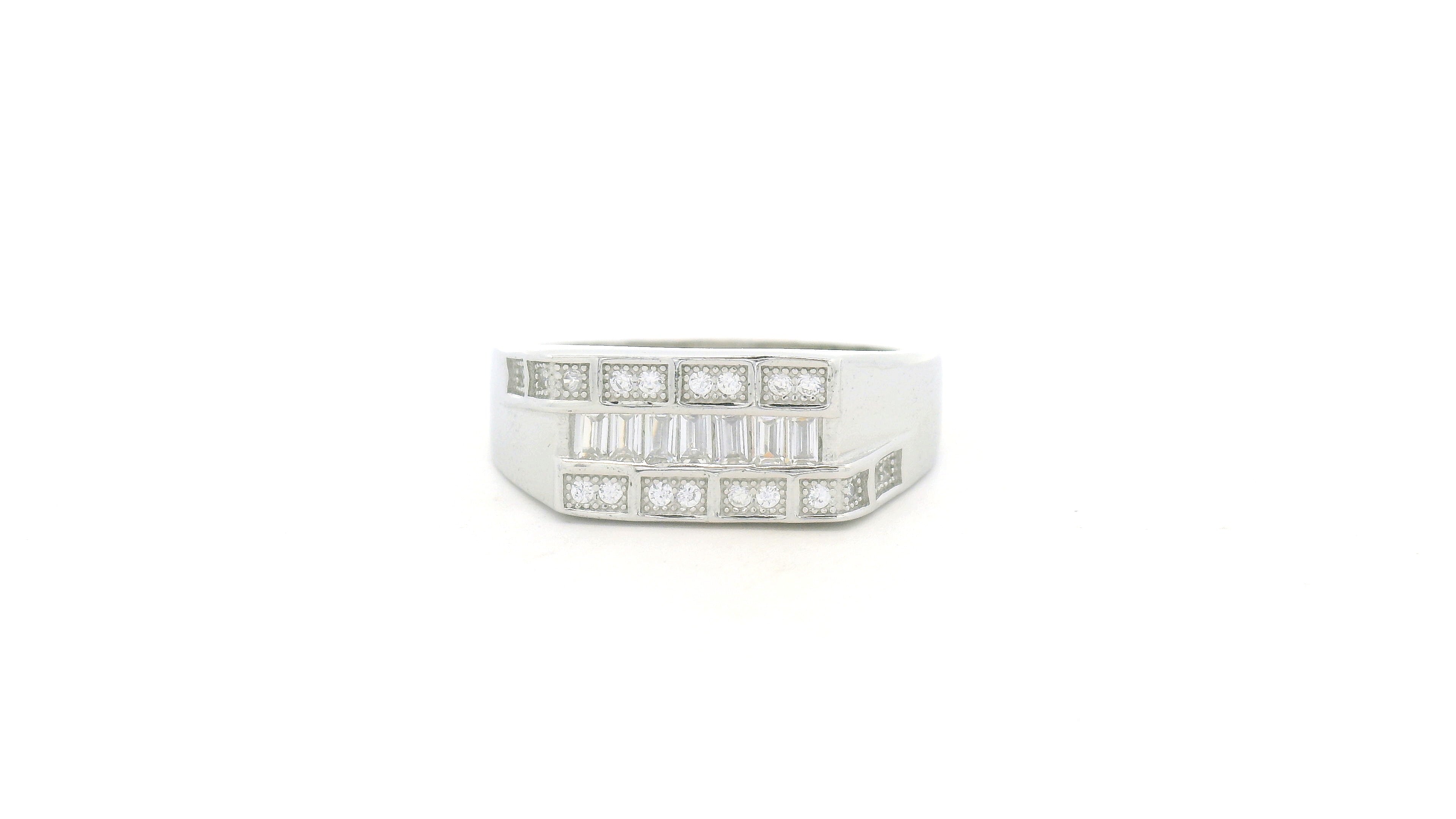 925 Silver Ring with Diamonds