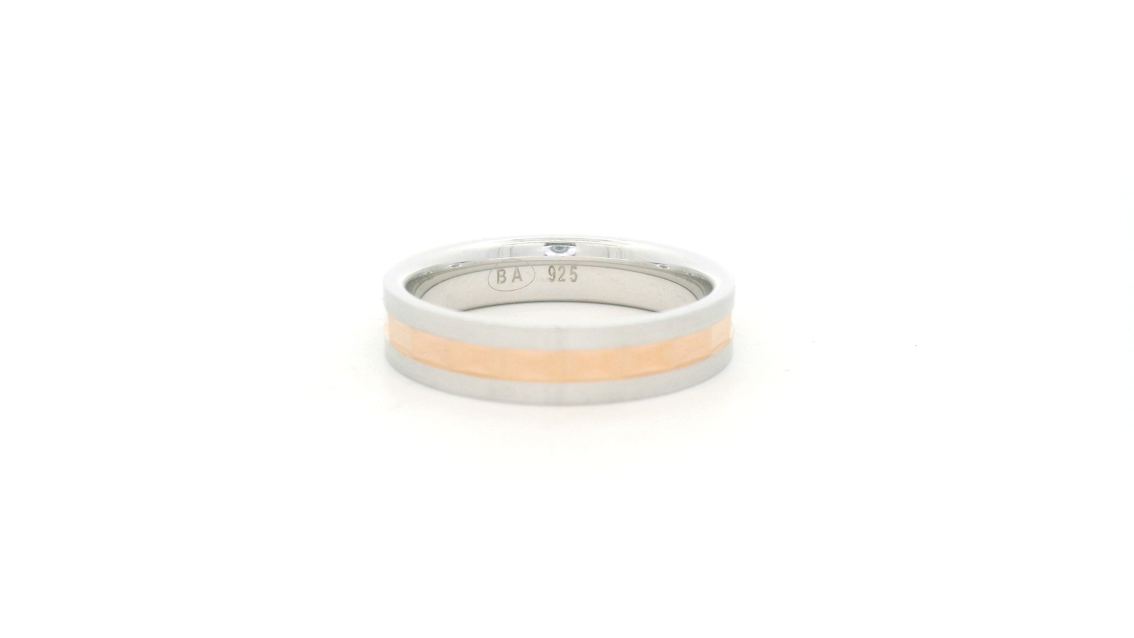 Elegant Two-Tone Wedding Band for Men