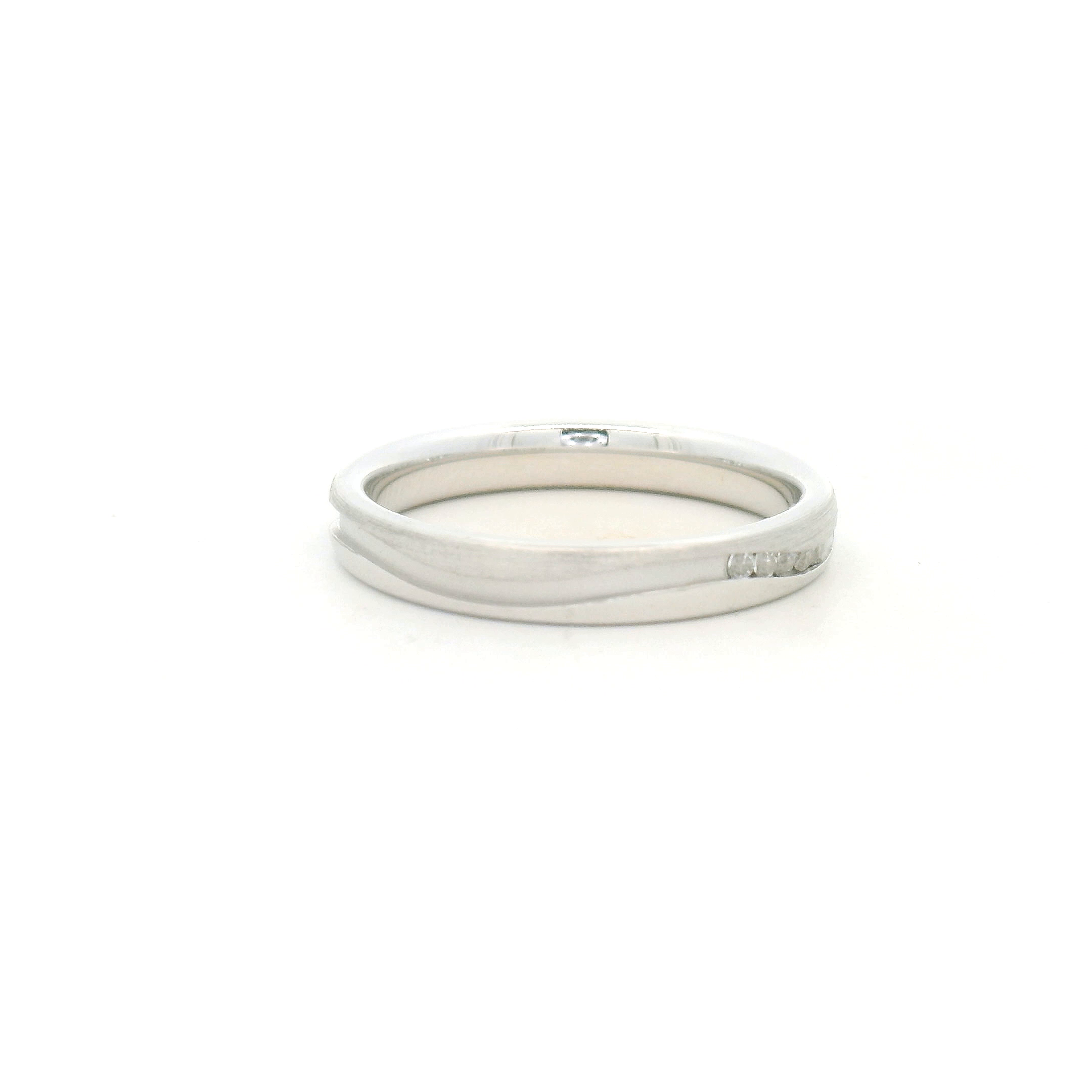Silver Men Ring with Diamonds