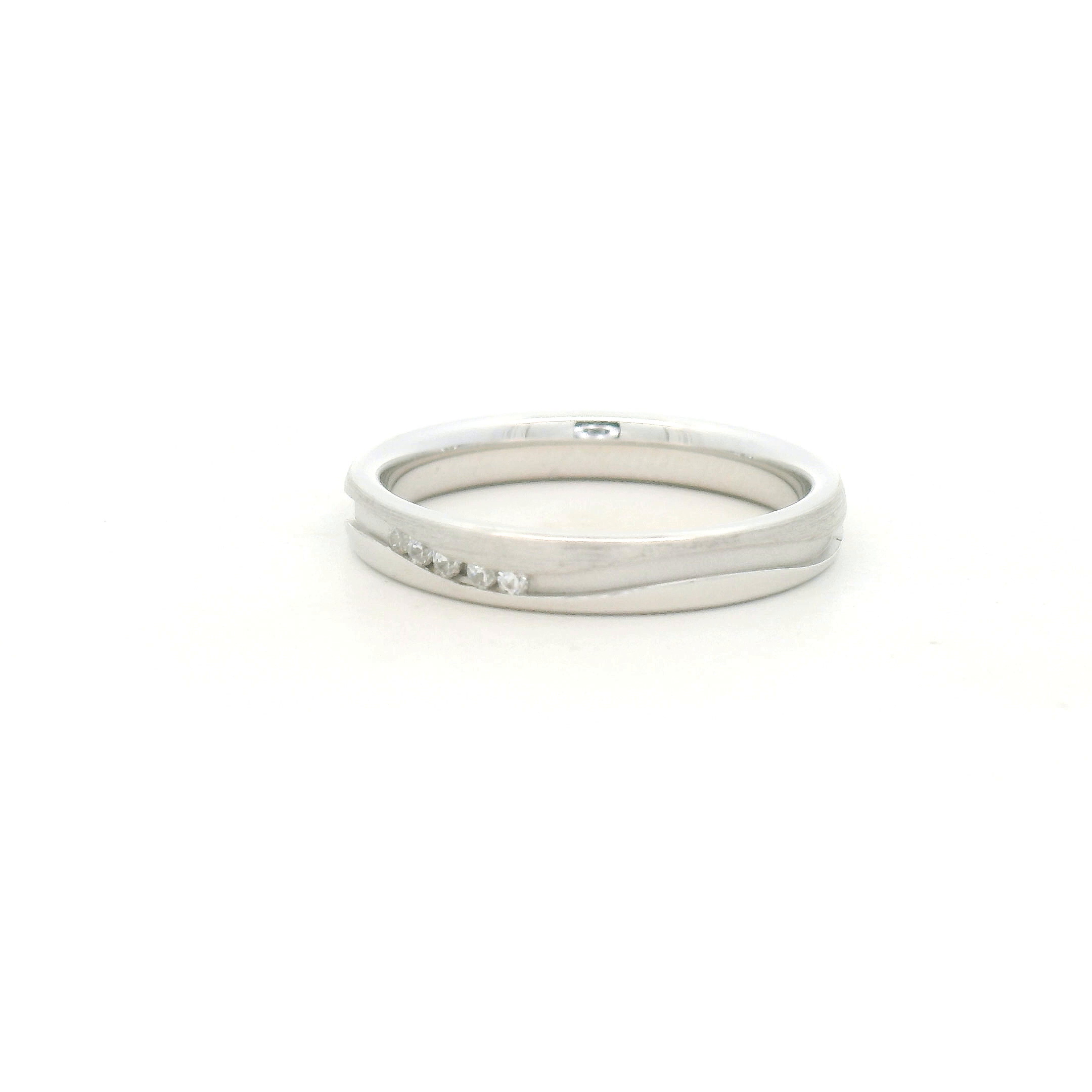 Silver Men Ring with Diamonds