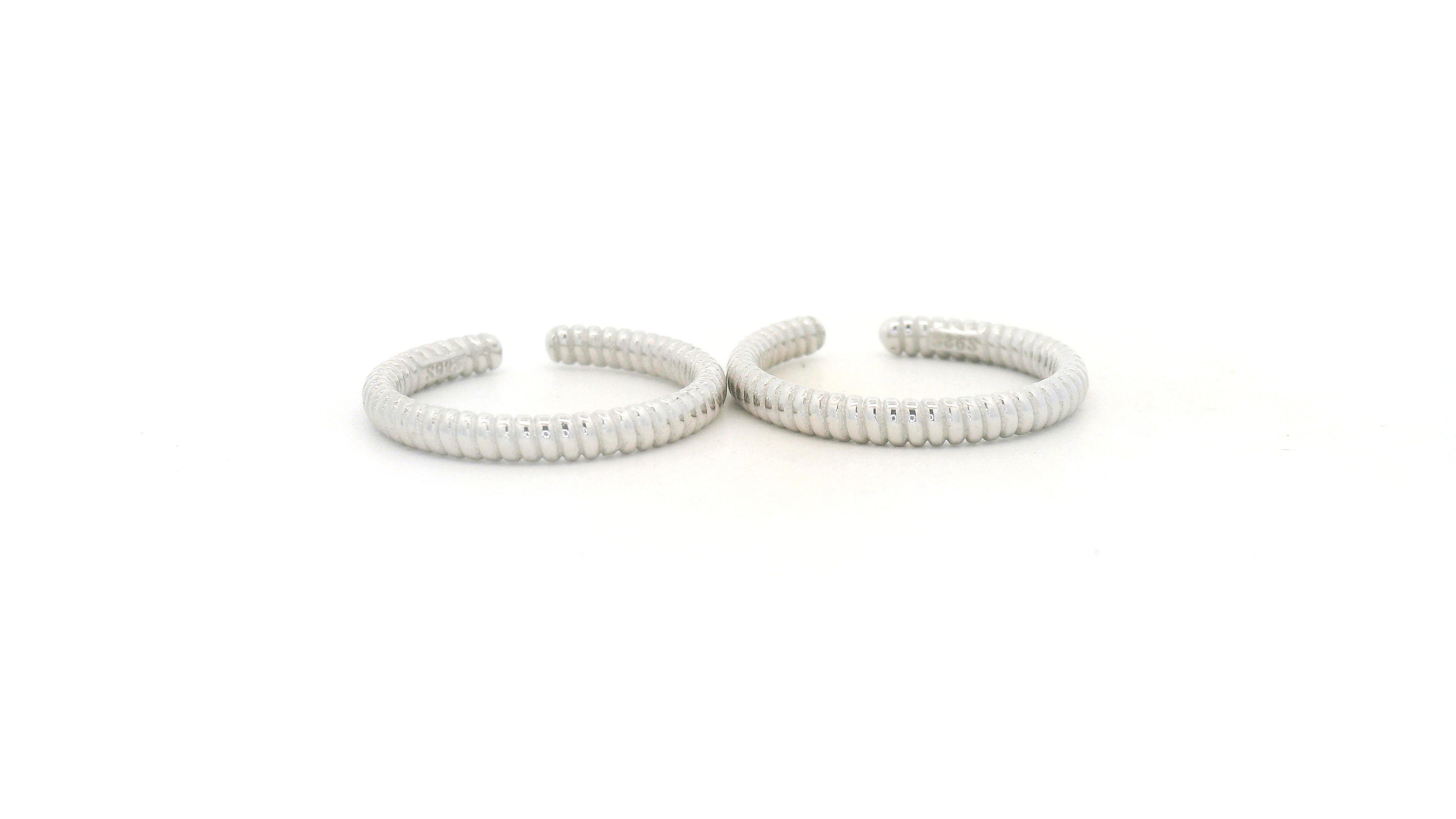 Elegant Silver Toe Rings Set