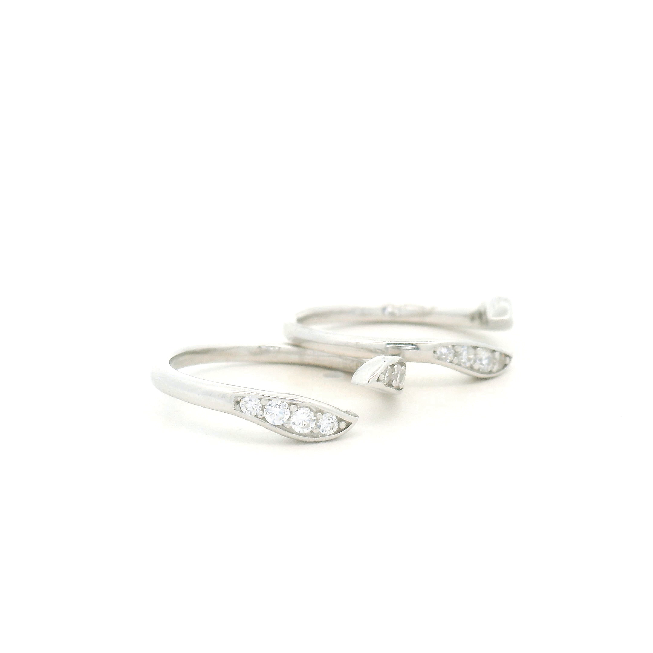 Casual Silver Toe Rings with Diamonds