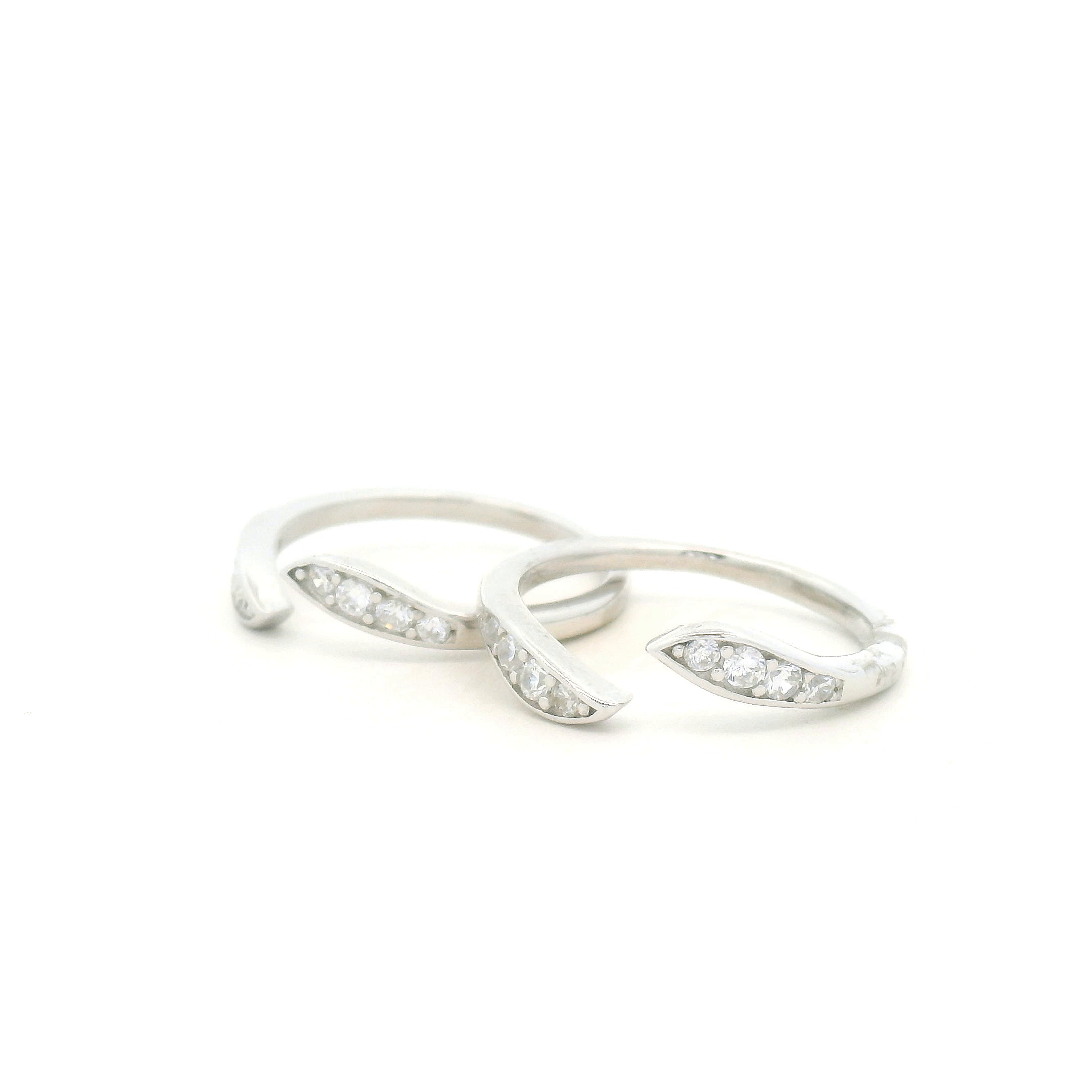 Casual Silver Toe Rings with Diamonds