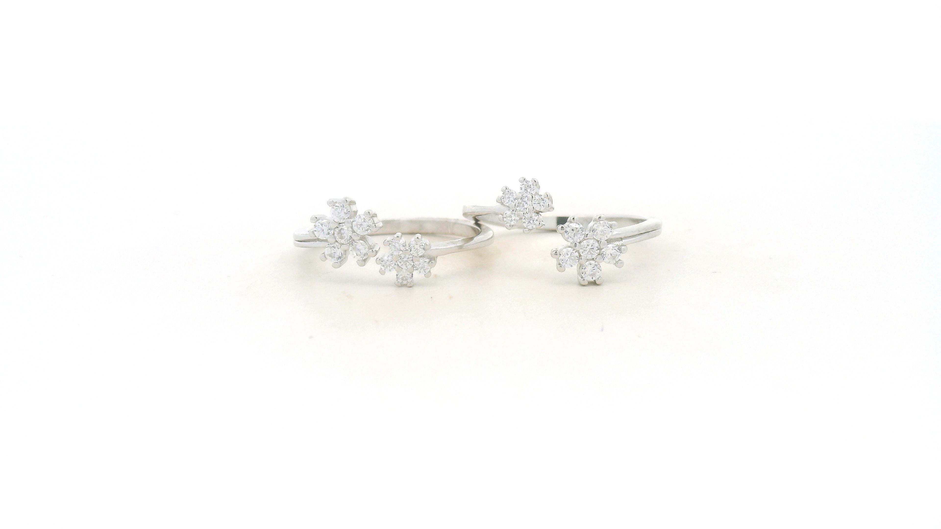 Silver Floral Diamond CZ Toe Rings