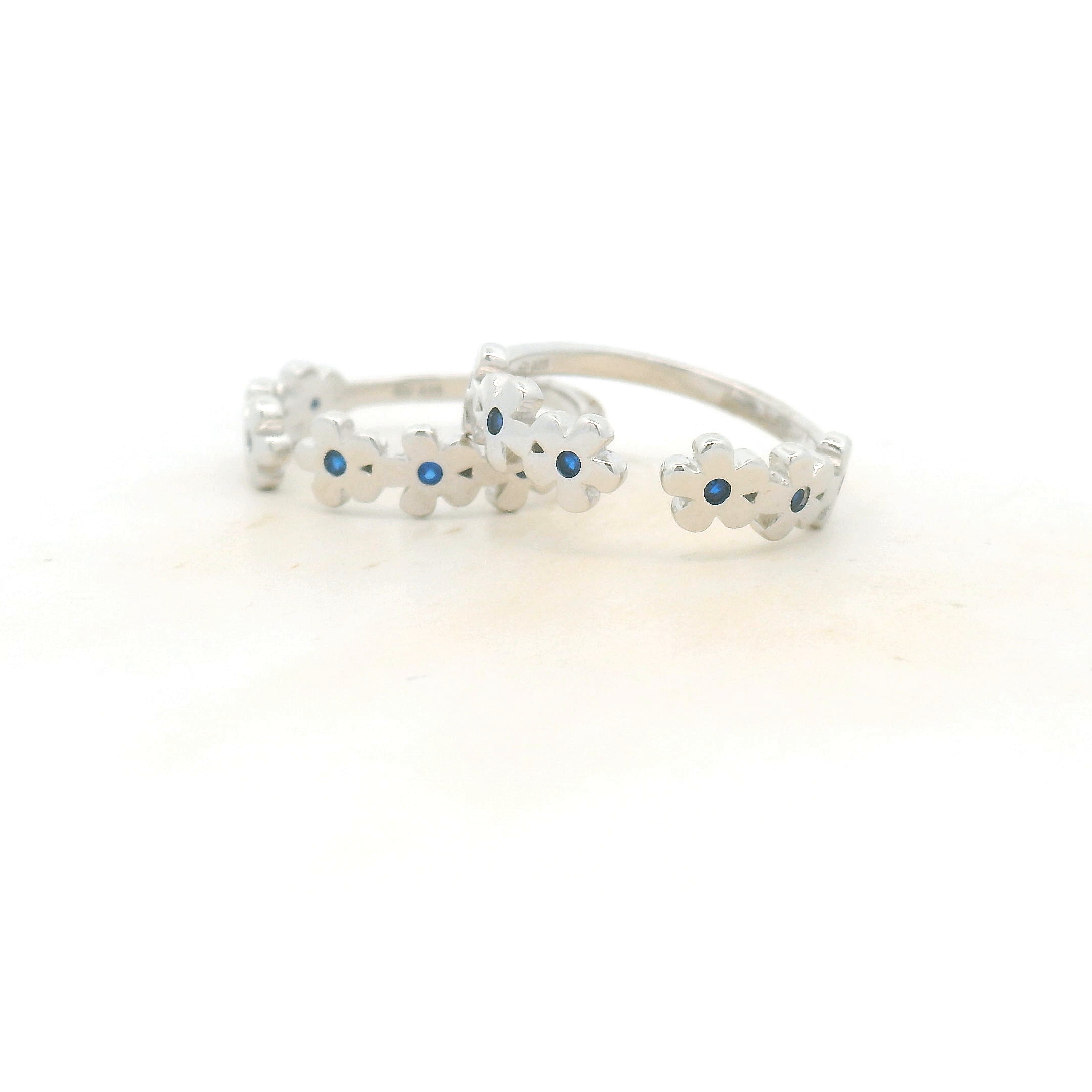 Charming Floral Silver CZ Toe Rings
