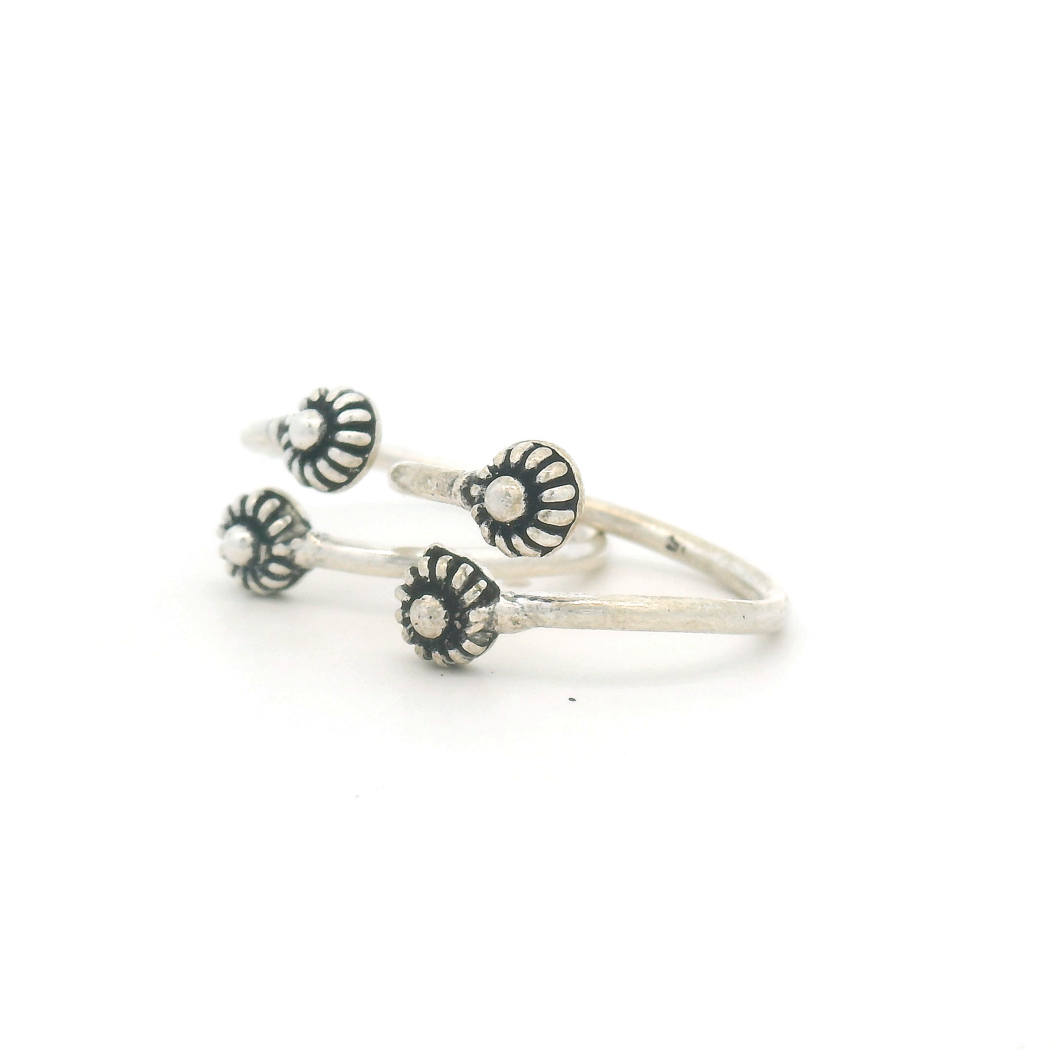 Stylish Silver Ring with Unique Design