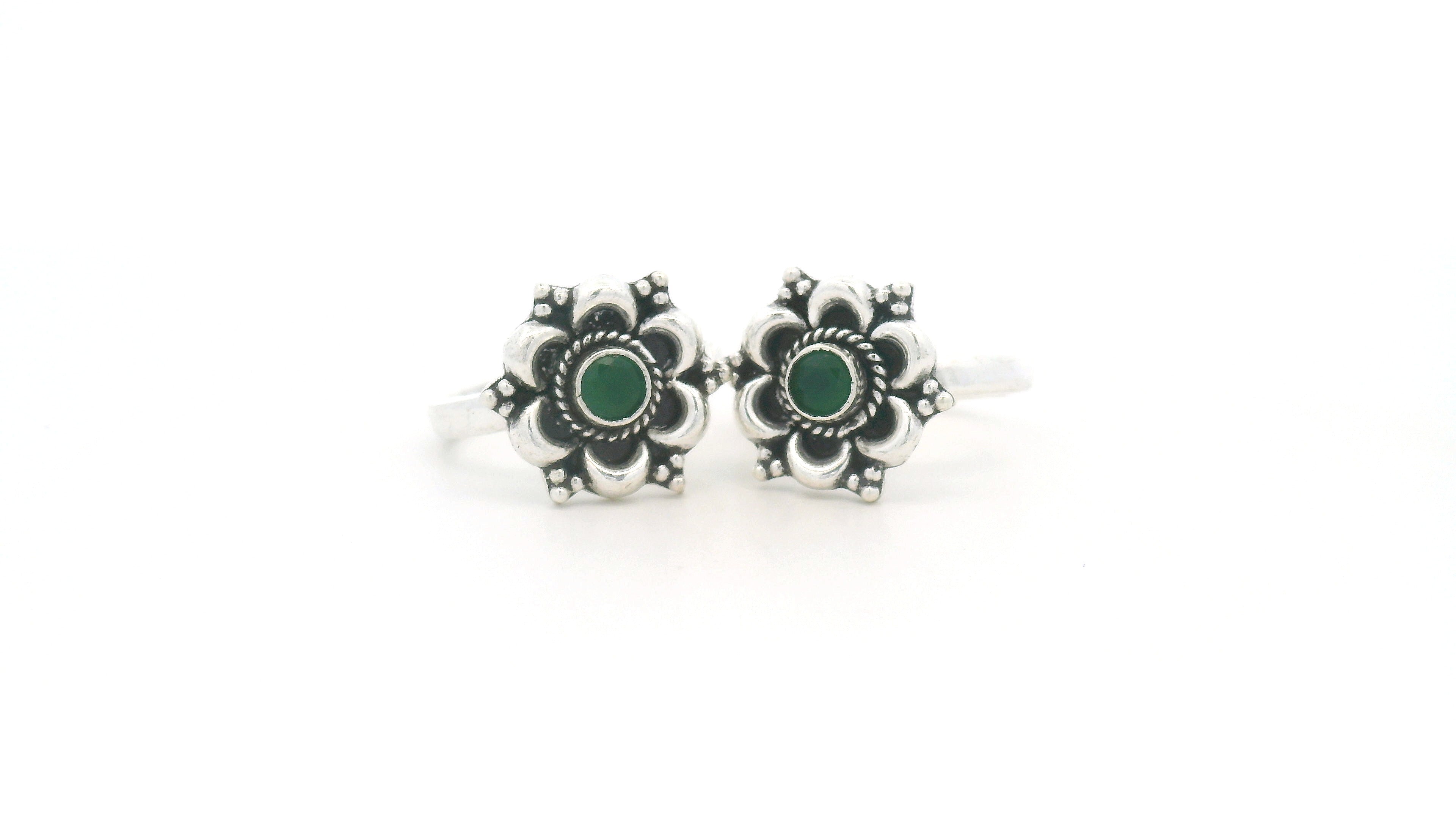 Green Stone Toe Rings