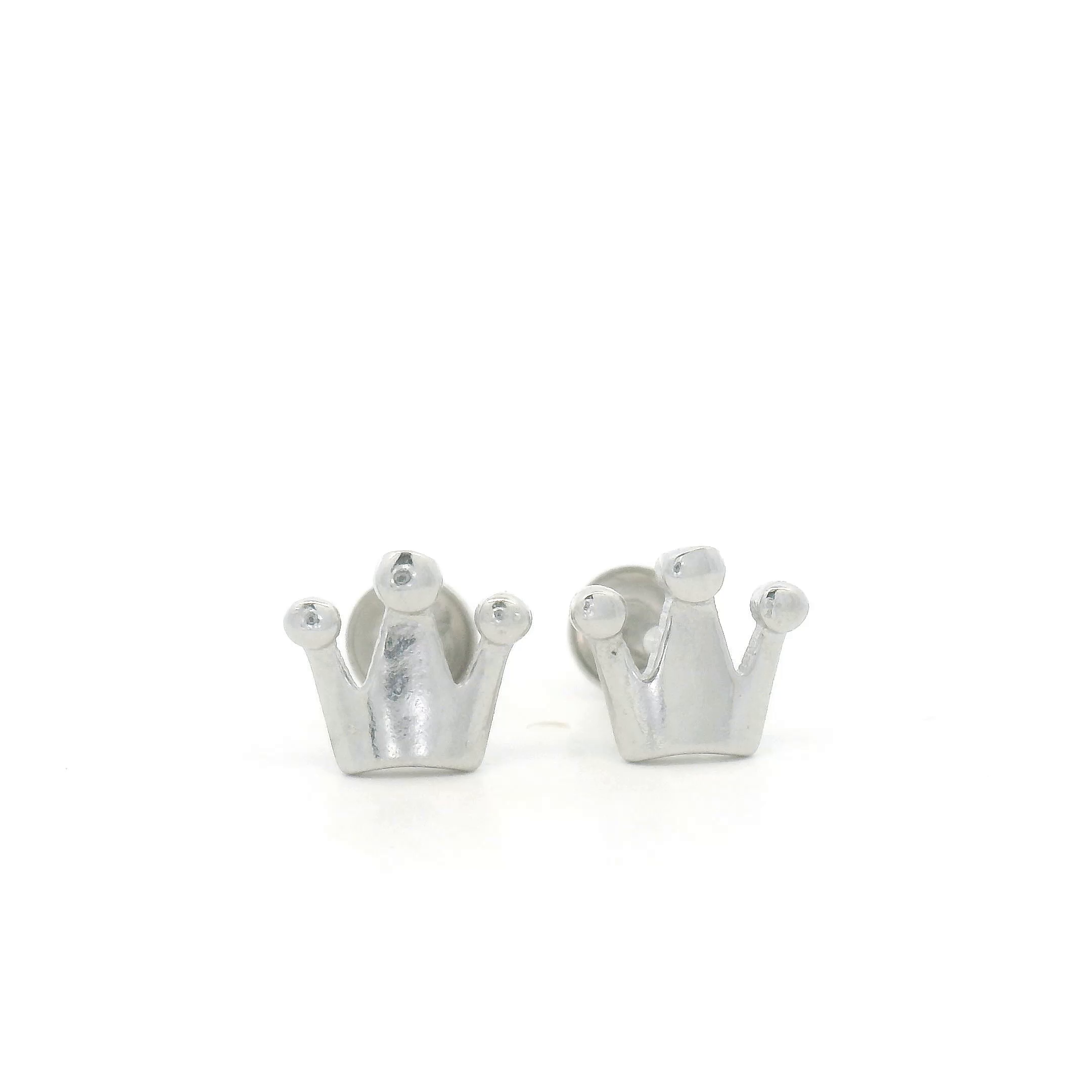 Charming Crown-Shaped Stud Earrings