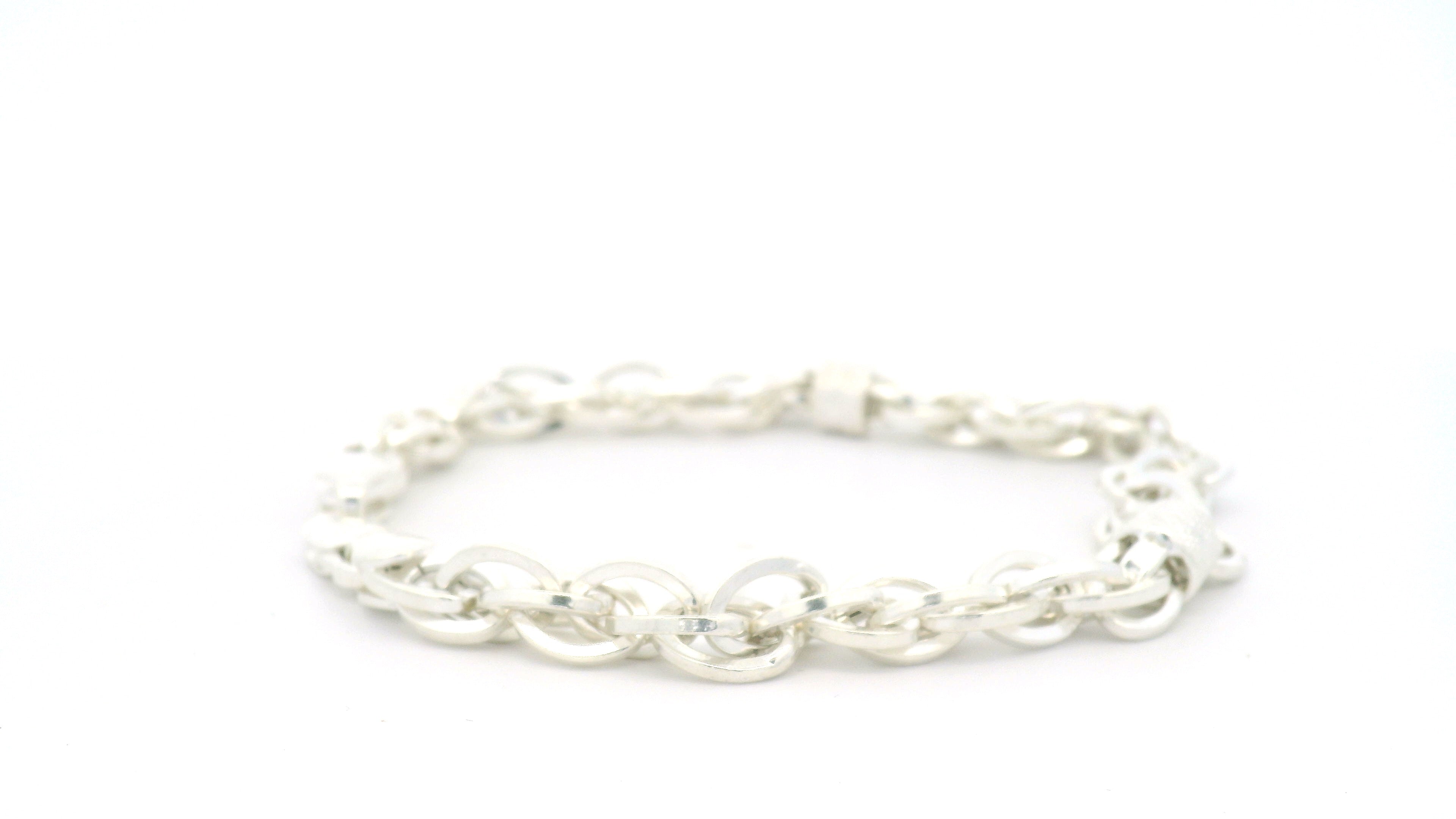 Elegant Silver Chain Bracelet