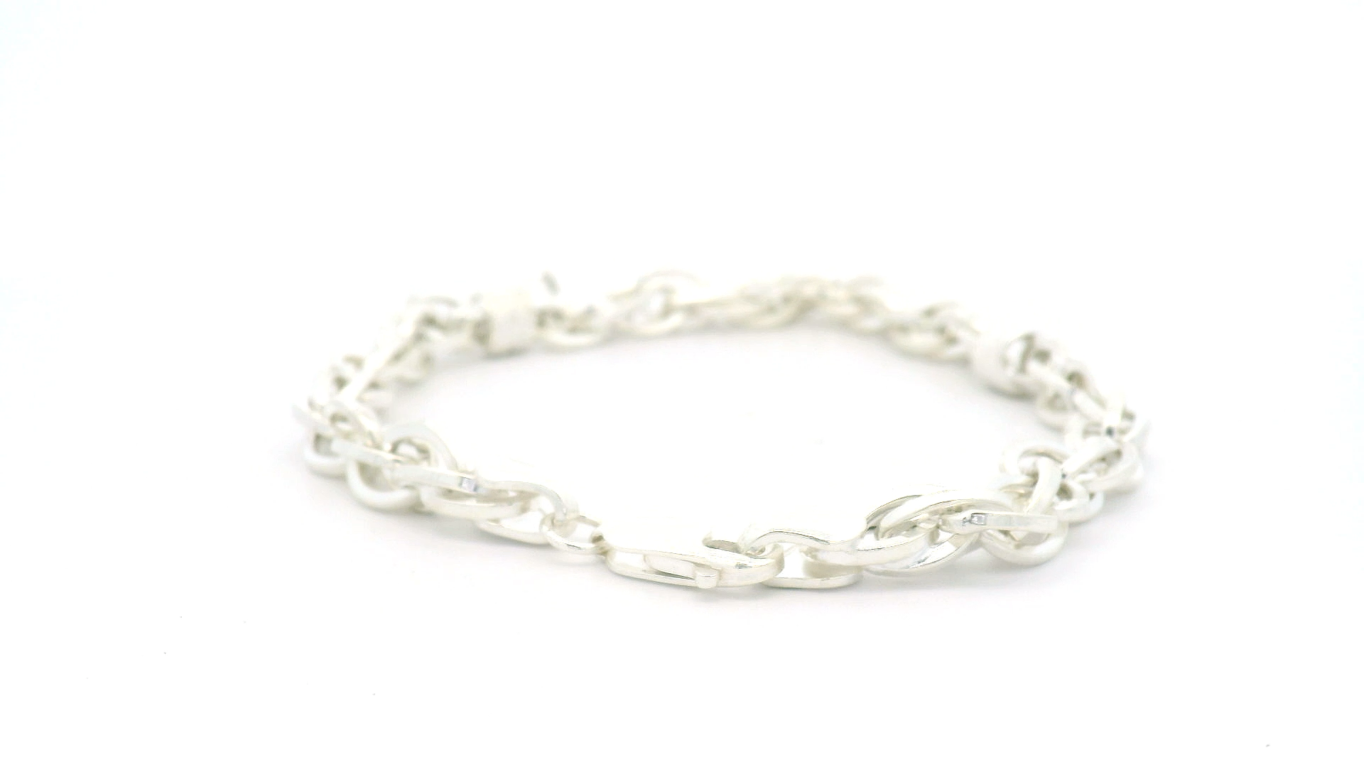 Elegant Silver Chain Bracelet