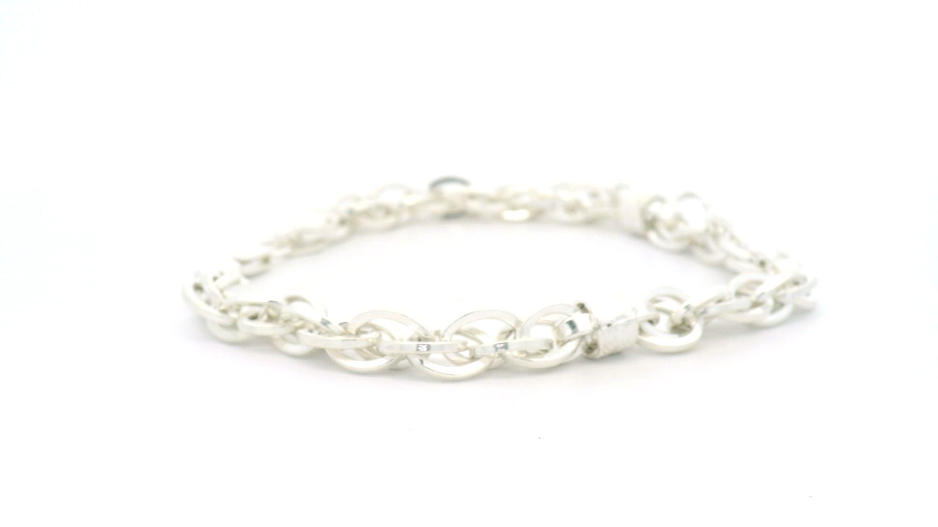 Elegant Silver Chain Bracelet