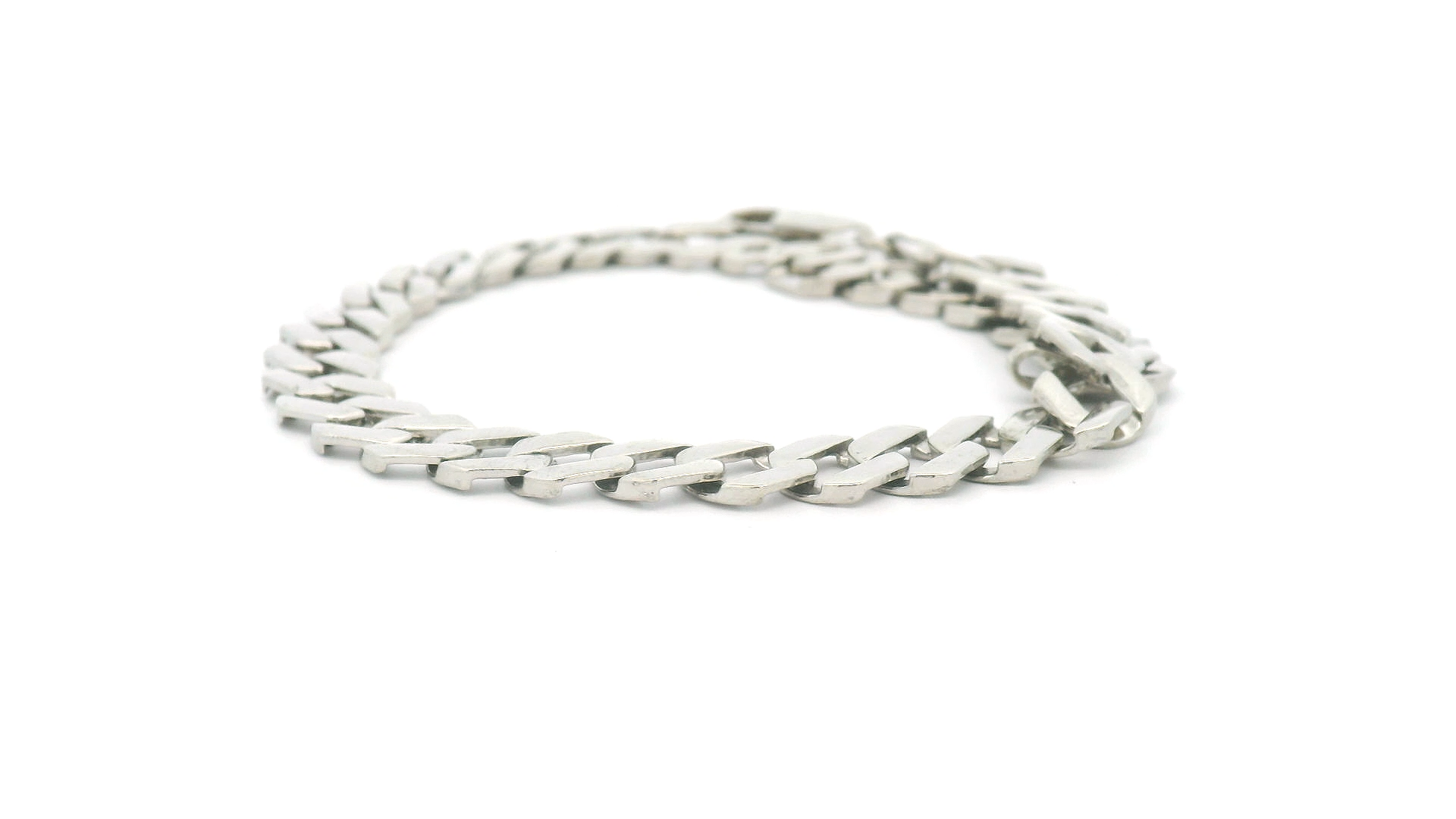 Stylish Silver Chain Bracelet for Gents