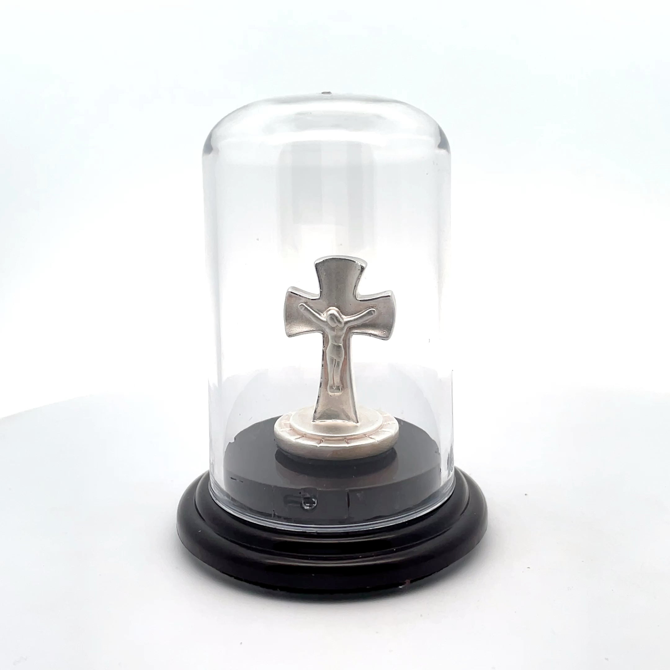 Elegant Silver Jesus Cross Display