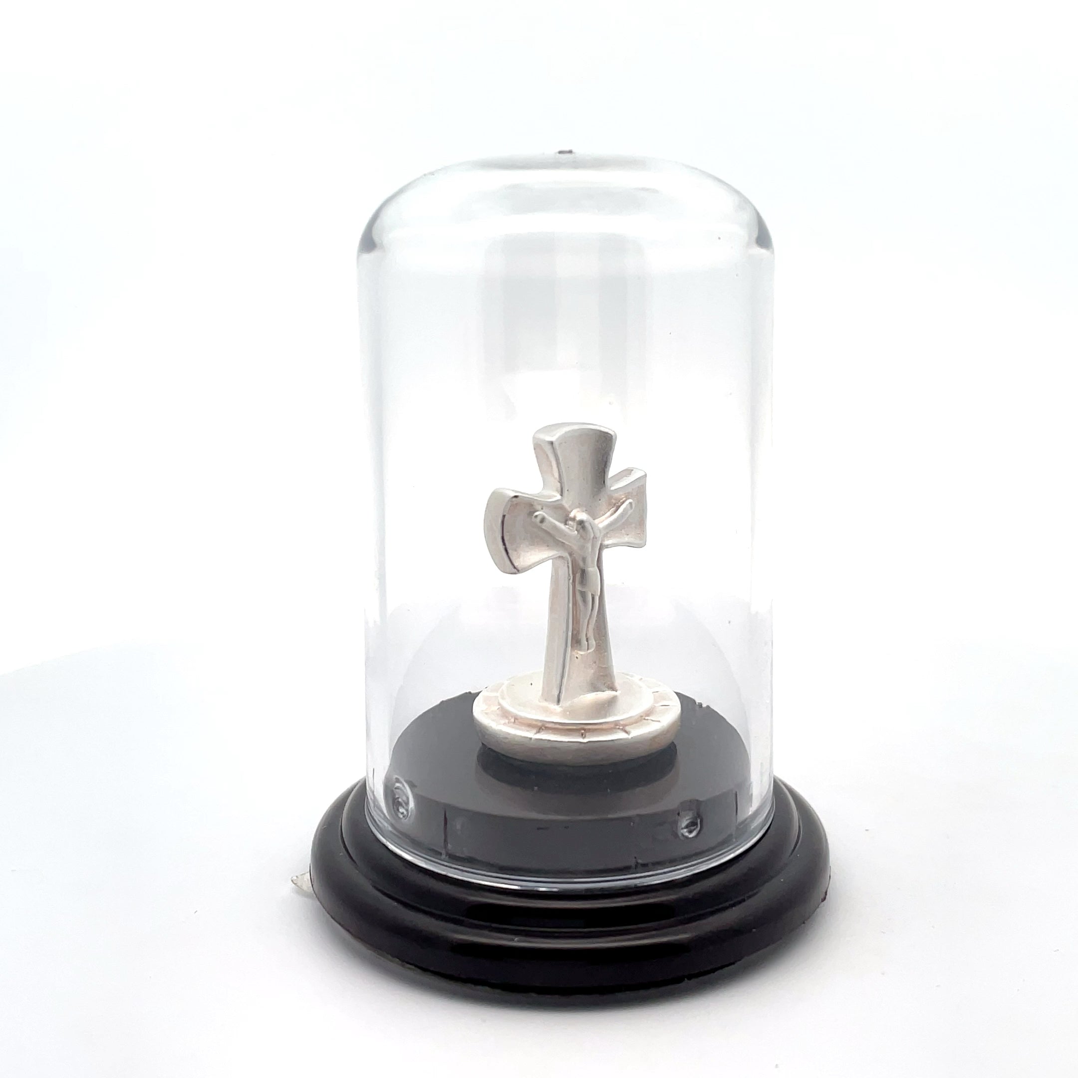 Elegant Silver Jesus Cross Display