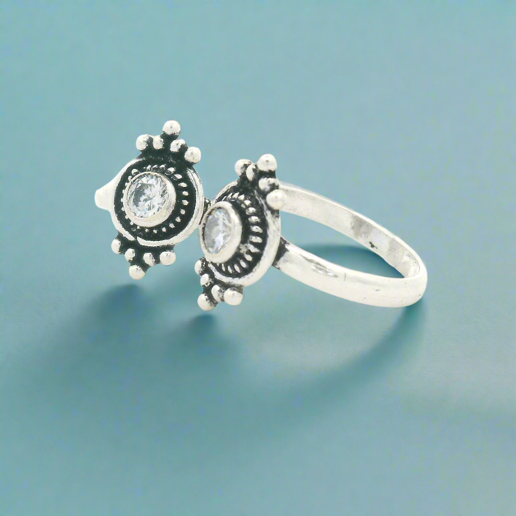 Silver Toerings with Gemstone