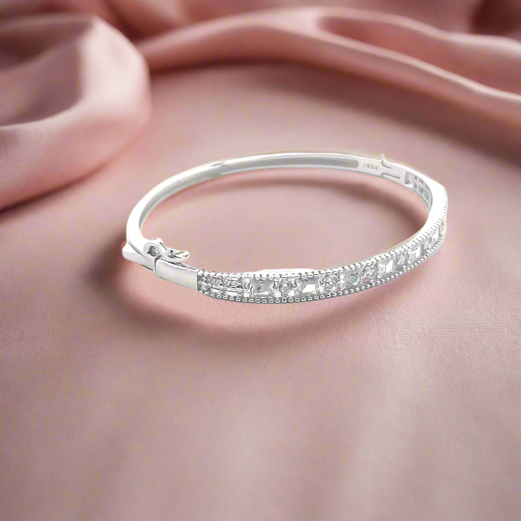 Elegant Silver Bracelet