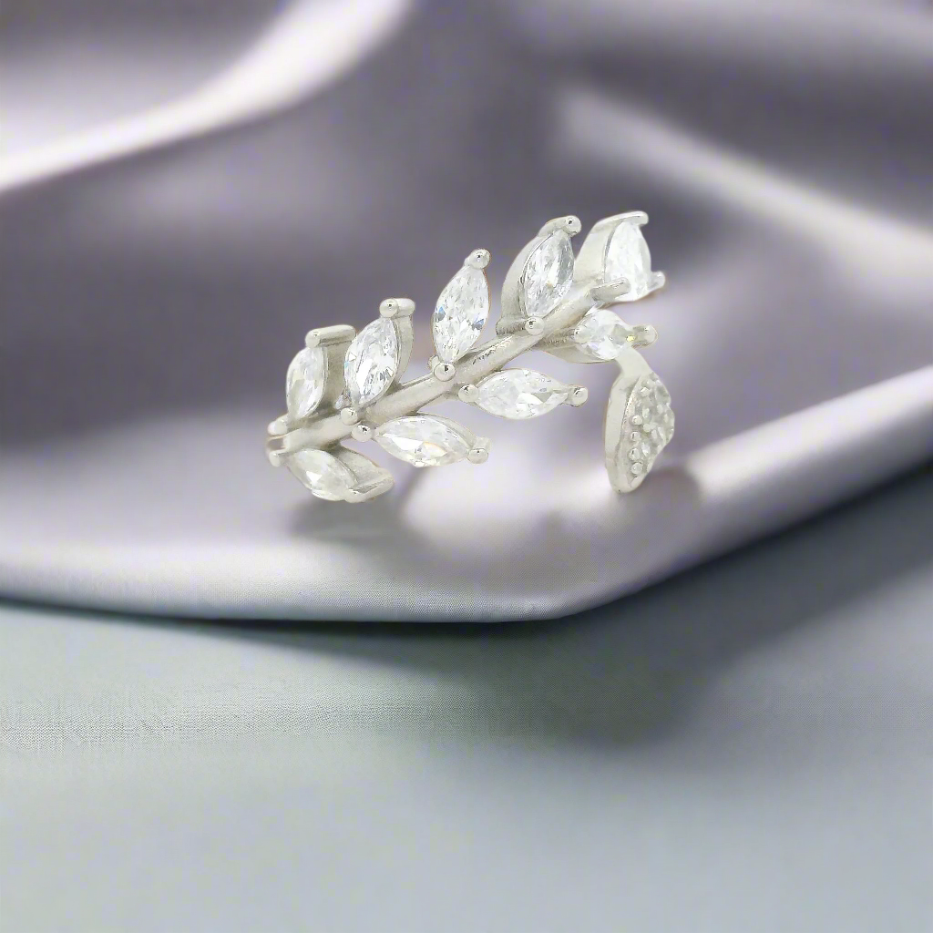 Leaf Design Ring