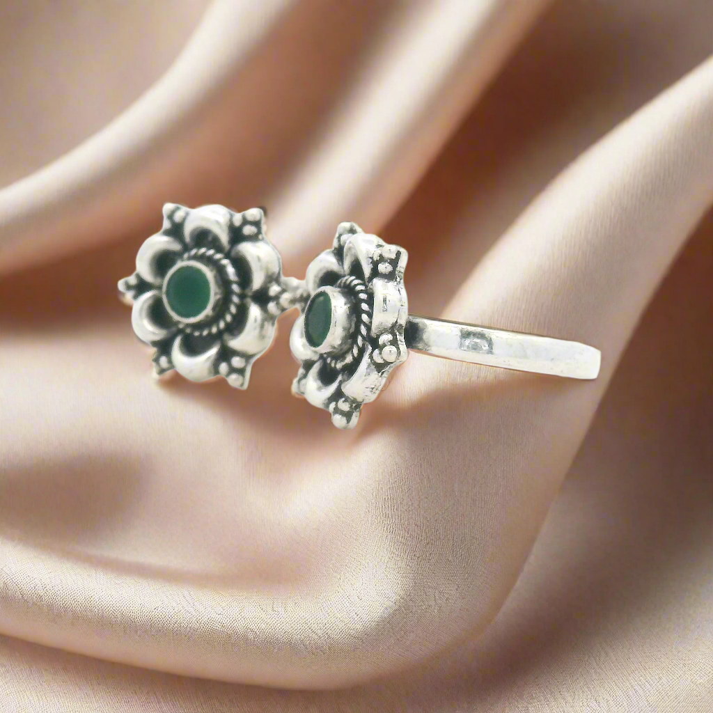 Green Stone Toe Rings