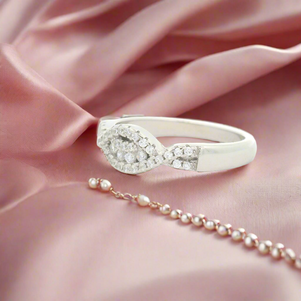 925 Silver Diamond-Studded Ring