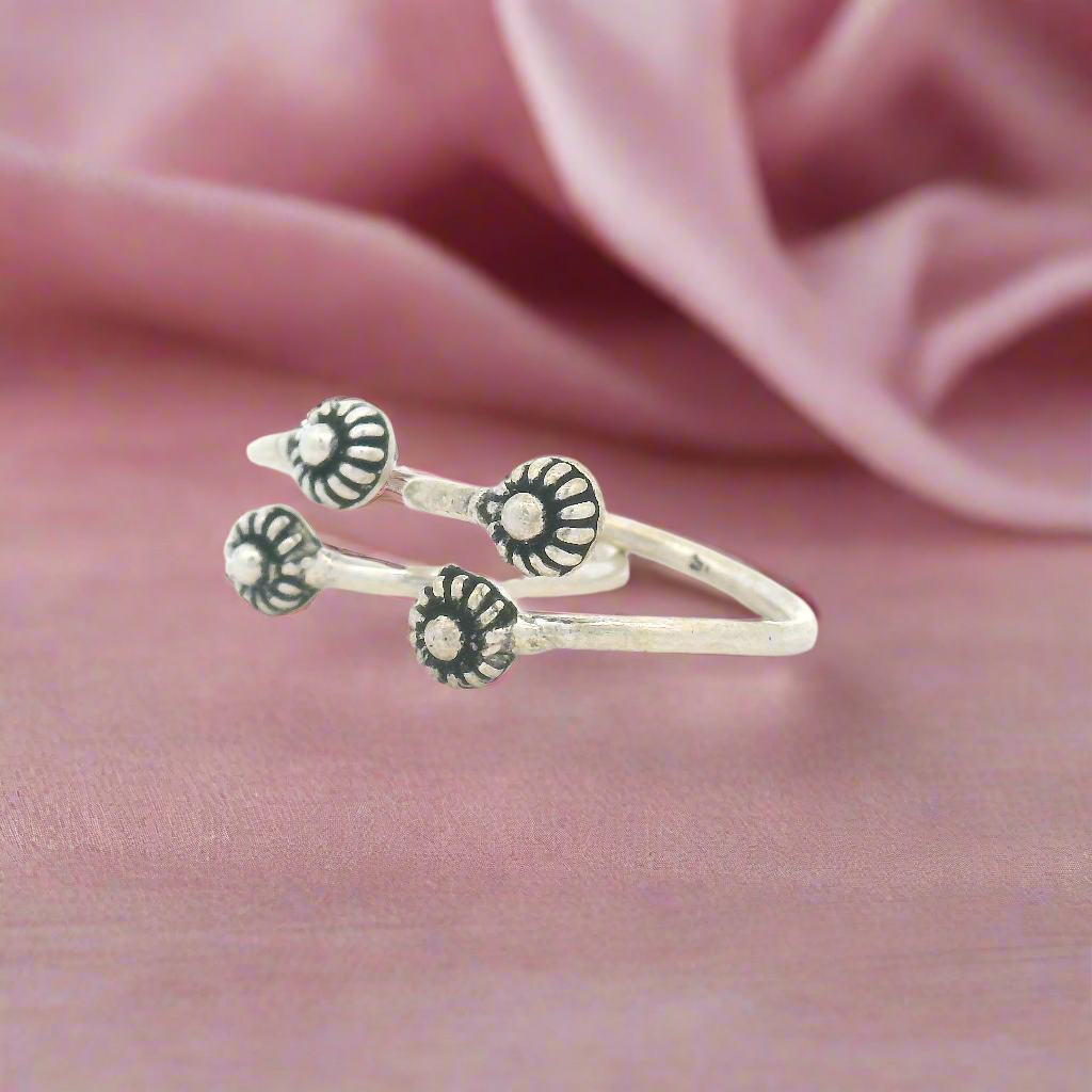 Stylish Silver Ring with Unique Design