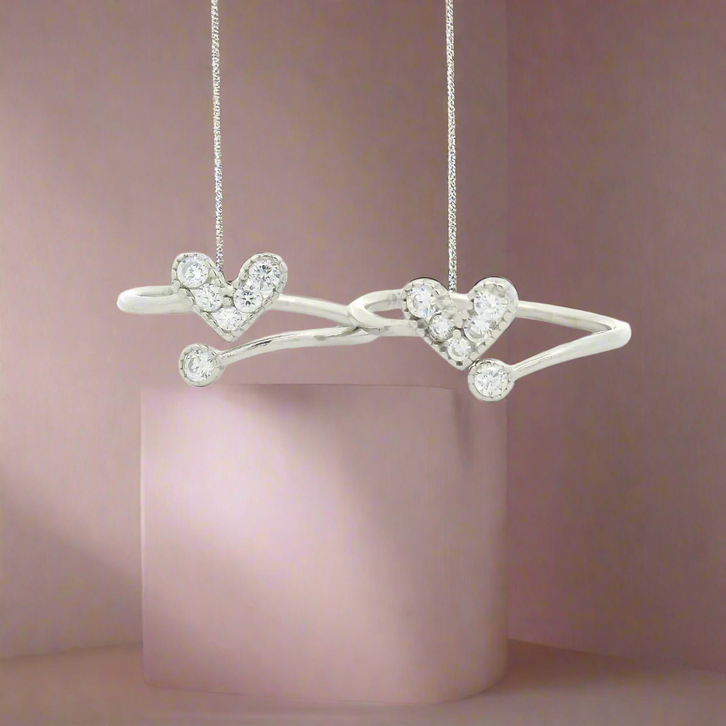 Charming Heart-Shaped Diamond Toe Ring
